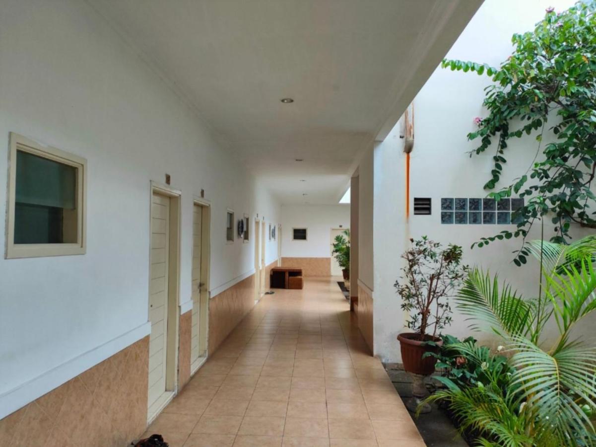 Hotel Roemah Moesi Medan Zewnętrze zdjęcie